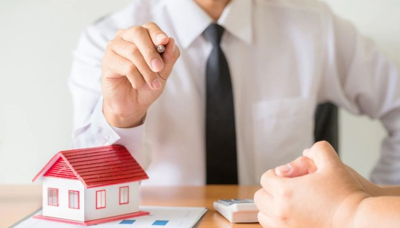 Компании могут обращаться за компенсациями на покупку жилья