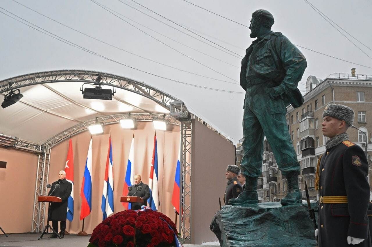 Зачем антикоммунист Путин открыл памятник коммунисту Фиделю Кастро