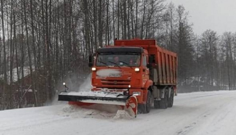 На дорогах Карелии усилены работы по уборке снега