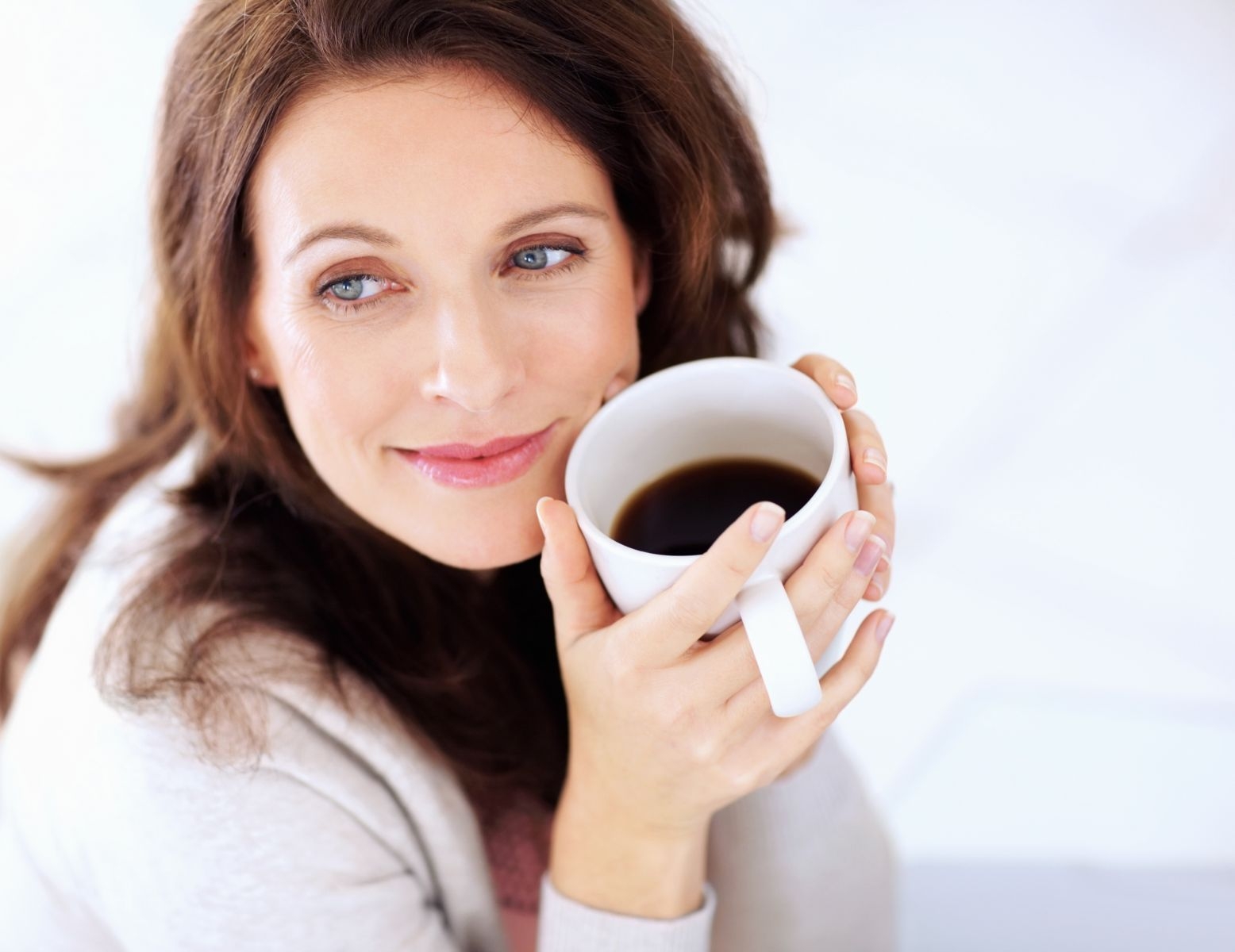Исследование: Кофе вызывает у женщин психологическую зависимость