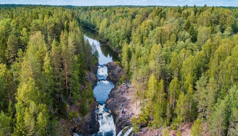 Петрозаводск Кивач люди