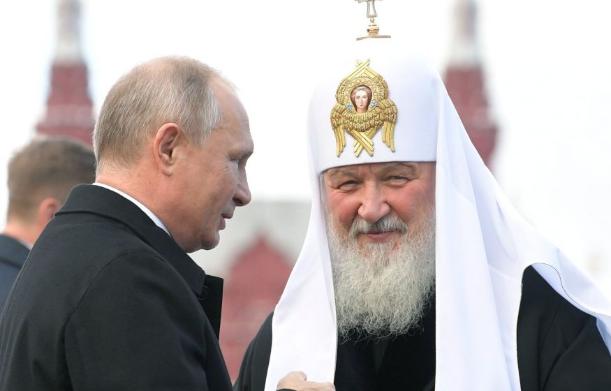 Путин поблагодарил патриарха Кирилла за «духовную поддержку наших воинов»