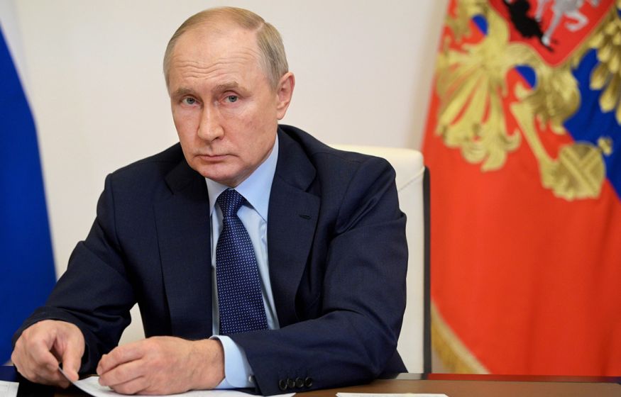 Президент РФ Путин подписал указ о работе предприятий в условиях военного положения